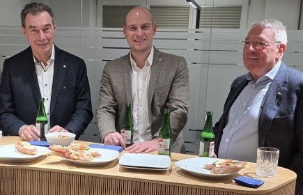 Präsident Manfred Weiss, Schatzmeister Philipp Feierabend, Freund Gerd Bürger